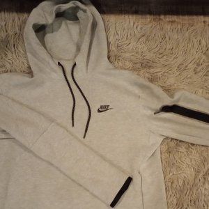SOLD-Nike Tech Pullover Hoodie